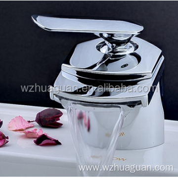 Wholesale Urban Single Handle Waterfall Wash Basin Faucet